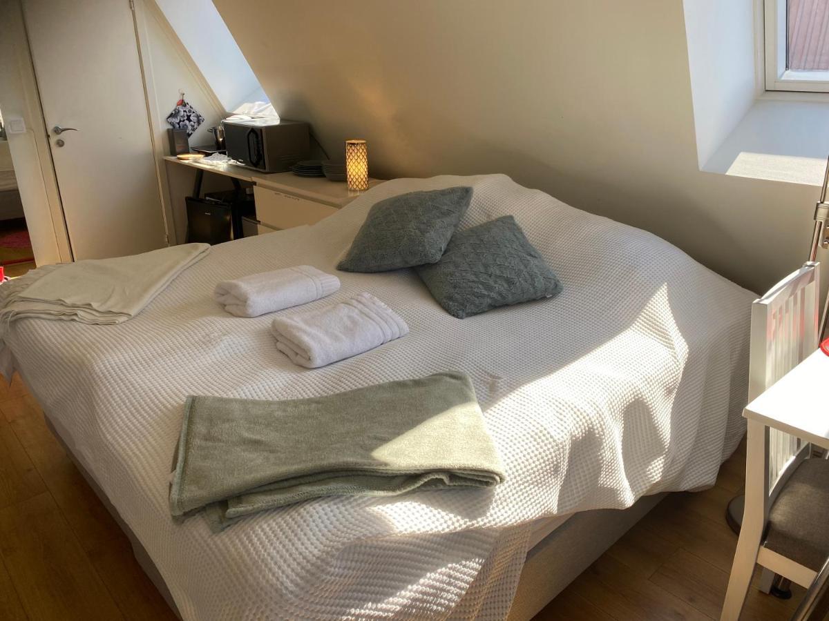 Hotel In Svalsaeter, Kallfors, Jaerna, Stockholm, 5 Min To Golf & 15 Min To Ytterjaerna Concerts Esterno foto