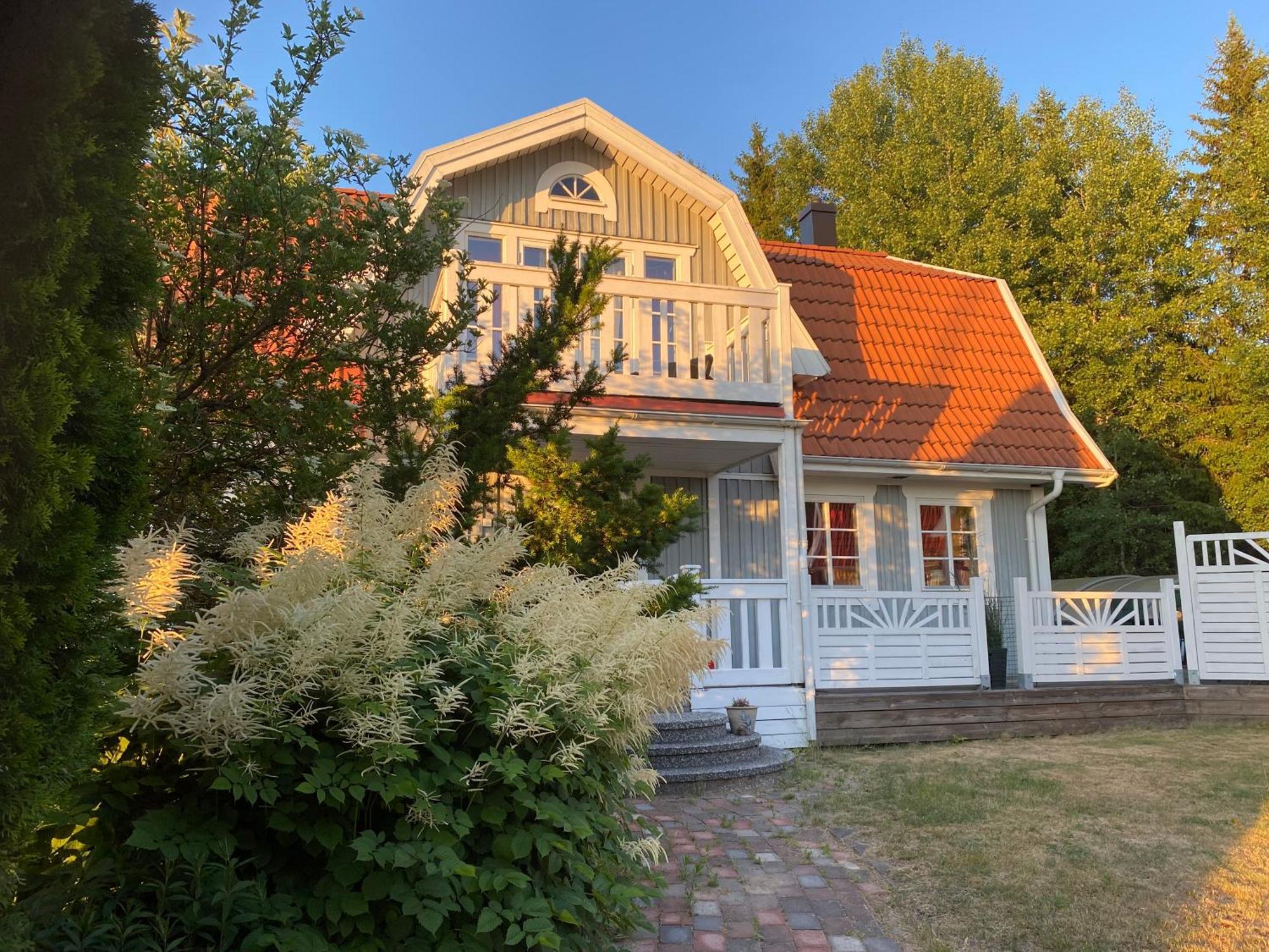 Hotel In Svalsaeter, Kallfors, Jaerna, Stockholm, 5 Min To Golf & 15 Min To Ytterjaerna Concerts Esterno foto